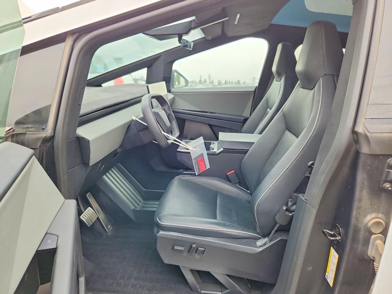 59649206 :رقم المزاد ، 7G2CEHEE2RA037271 vin ، 2024 Tesla Cybertruck مزاد بيع