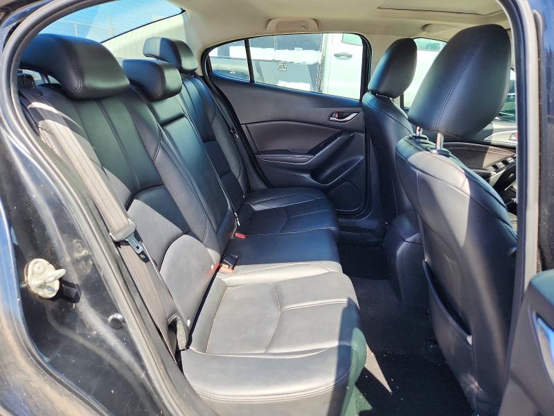 Продажа на аукционе авто 2018 Mazda 3, vin: 3MZBN1V33JM174840, номер лота: 58841376