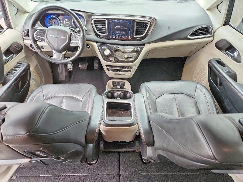 60800956 :رقم المزاد ، 2C4RC1EGXLR172816 vin ، 2020 Chrysler Pacifica مزاد بيع