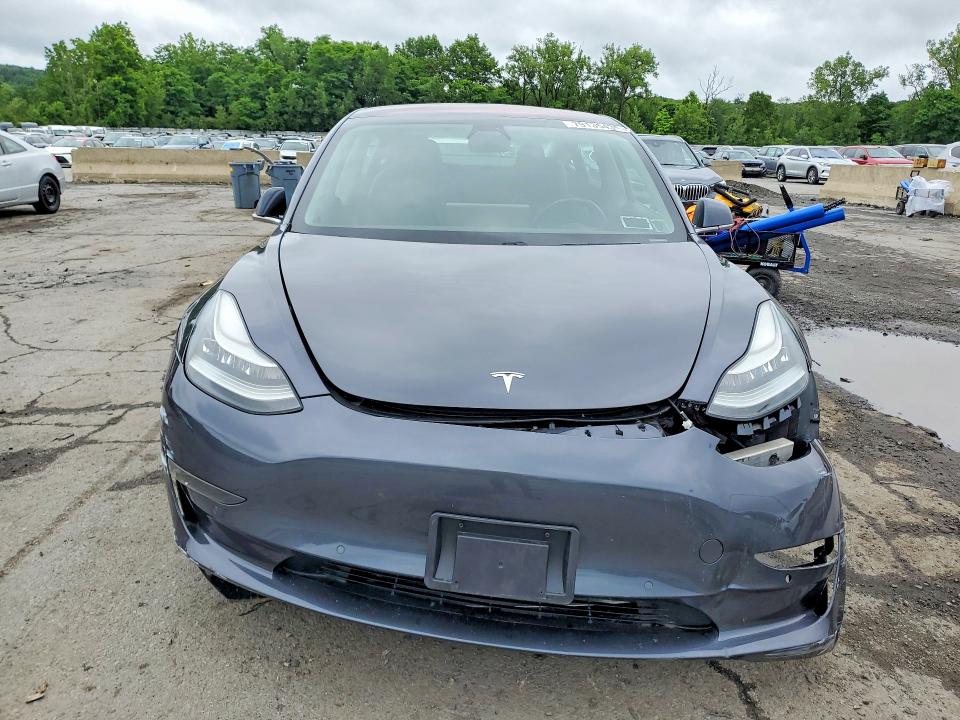 Продажа на аукционе авто 2018 Tesla Model 3, vin: 5YJ3E1EA5JF101995, номер лота: 79135435
