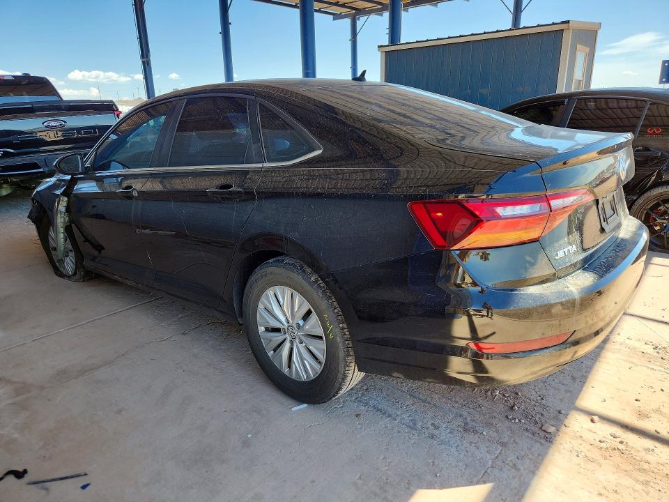 62723896 :رقم المزاد ، 3VWC57BU6KM215161 vin ، 2019 Volkswagen Jetta مزاد بيع