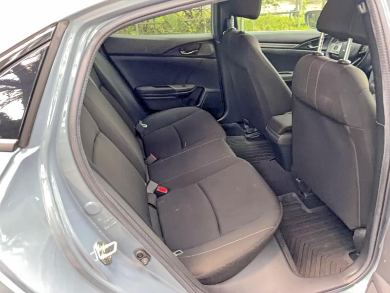 63548876 :رقم المزاد ، SHHFK7H46HU228097 vin ، 2017 Honda Civic مزاد بيع