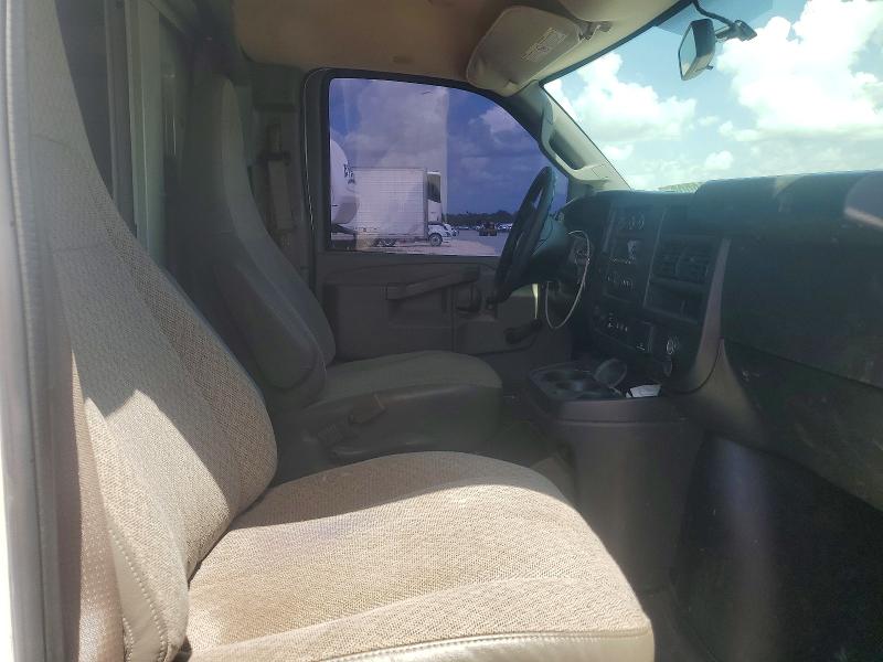 61608226 :رقم المزاد ، 1HA0GRFG1KN002071 vin ، 2019 Chevrolet Express G3500 مزاد بيع