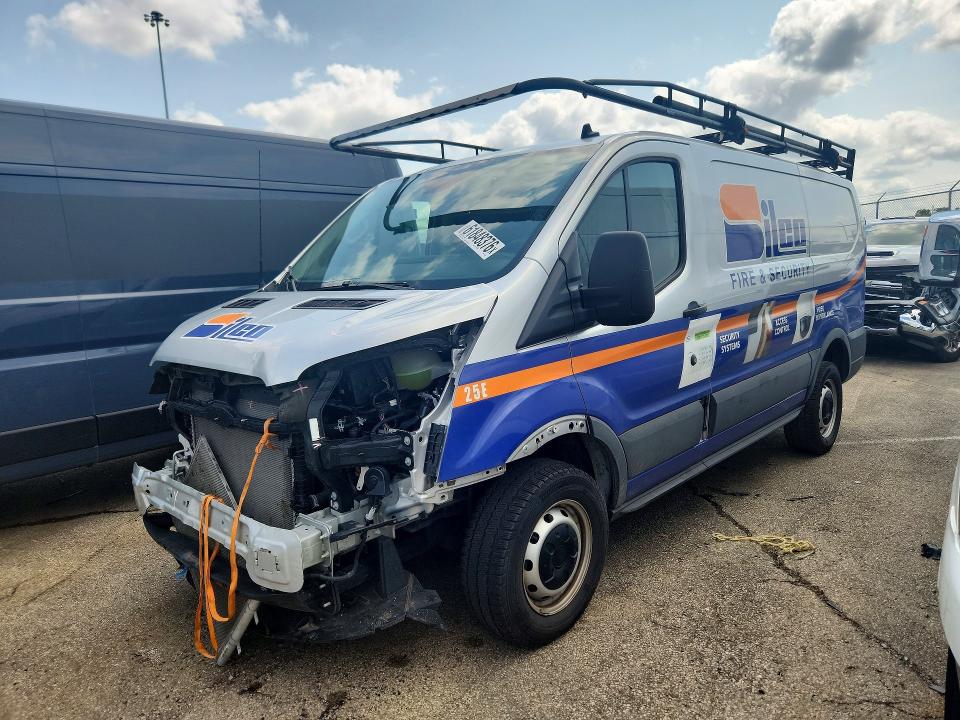 Продажа на аукционе авто 2025 Ford Transit, vin: 1FTBR1Y88SKA58752, номер лота: 61848376