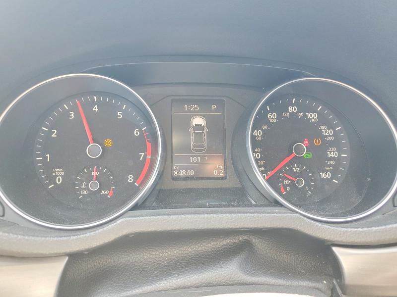 60832336 :رقم المزاد ، 1VWAA7A36JC012217 vin ، 2018 Volkswagen Passat مزاد بيع