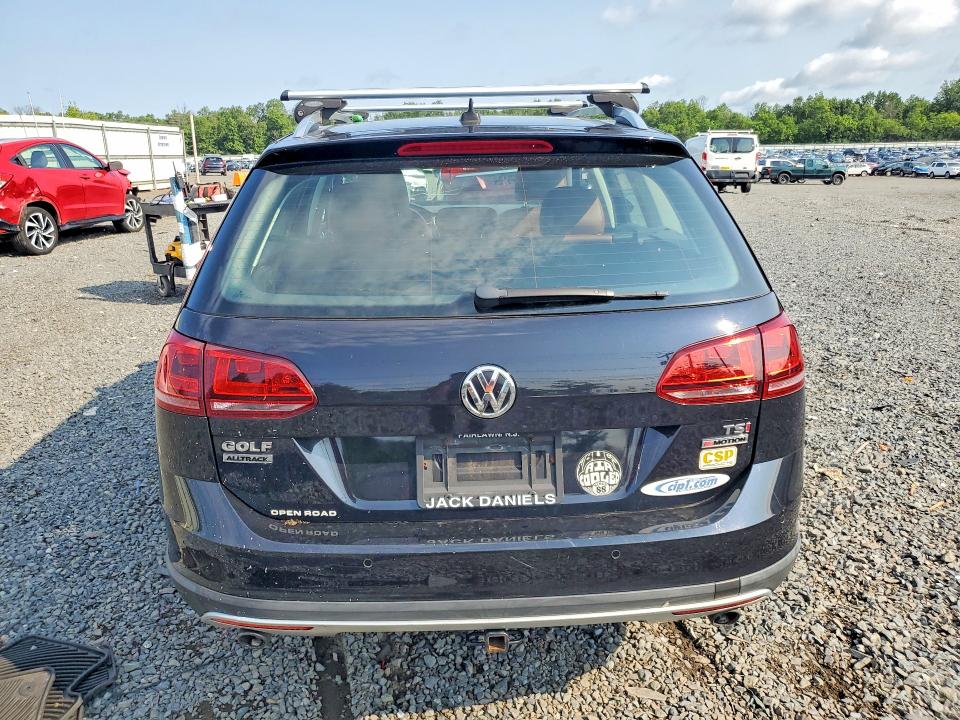 Продажа на аукционе авто 2017 Volkswagen Golf Alltrack, vin: 3VWH17AU7HM541398, номер лота: 61741416