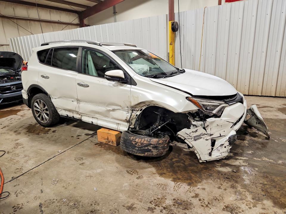 2018 Toyota Rav4 მანქანა იყიდება აუქციონზე, vin: 2T3DFREV3JW837282, აუქციონის ნომერი: 63050006