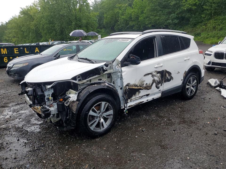 Auction sale of the 2018 Toyota Rav4, vin: 2T3RFREV8JW803277, lot number: 62668436