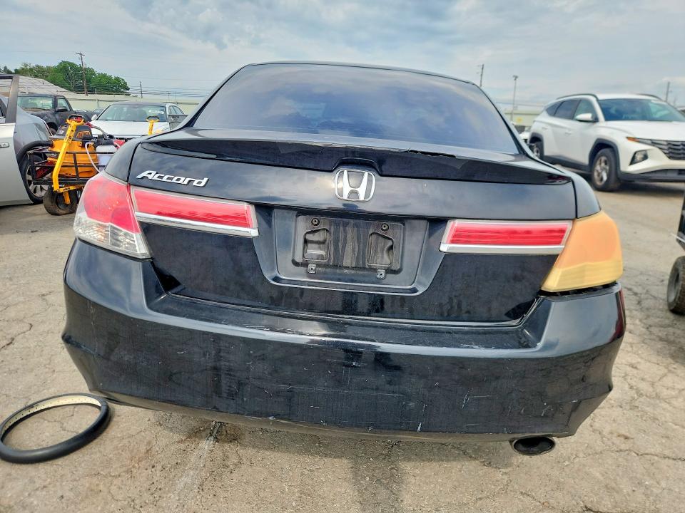 Продаж на аукціоні авто 2011 Honda Accord, vin: 1HGCP2F71BA026212, номер лоту: 60889306