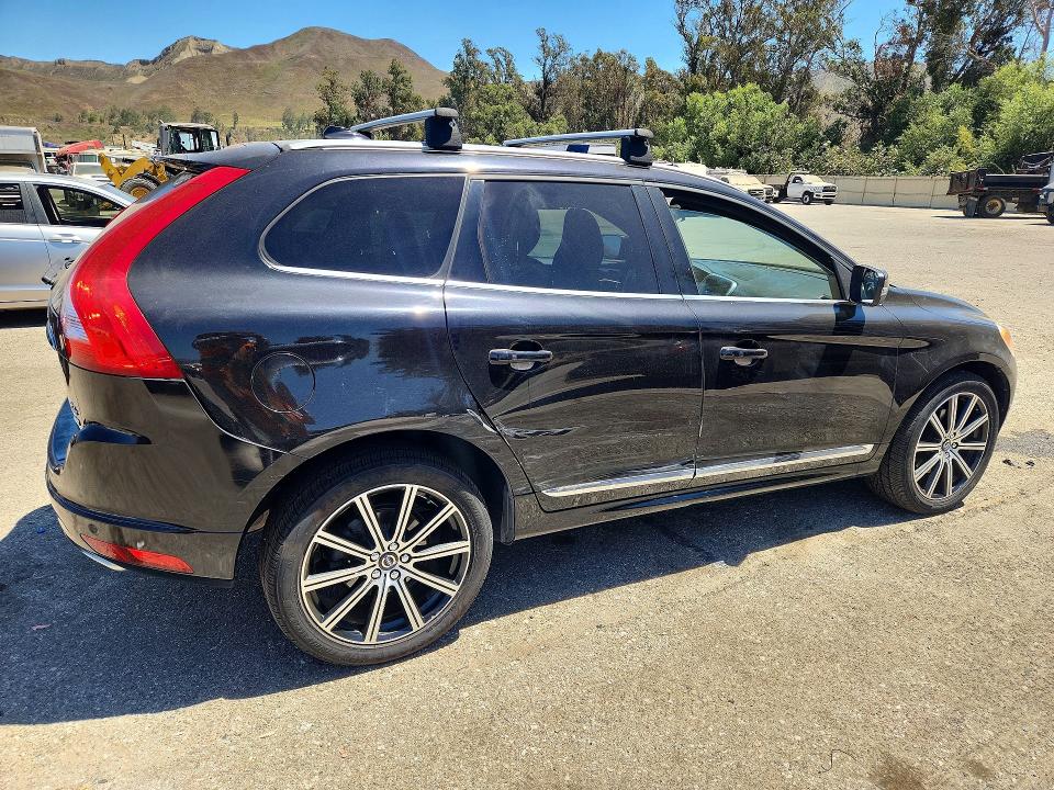 Продаж на аукціоні авто 2015 Volvo Xc60, vin: YV4902RK1F2731506, номер лоту: 62239206