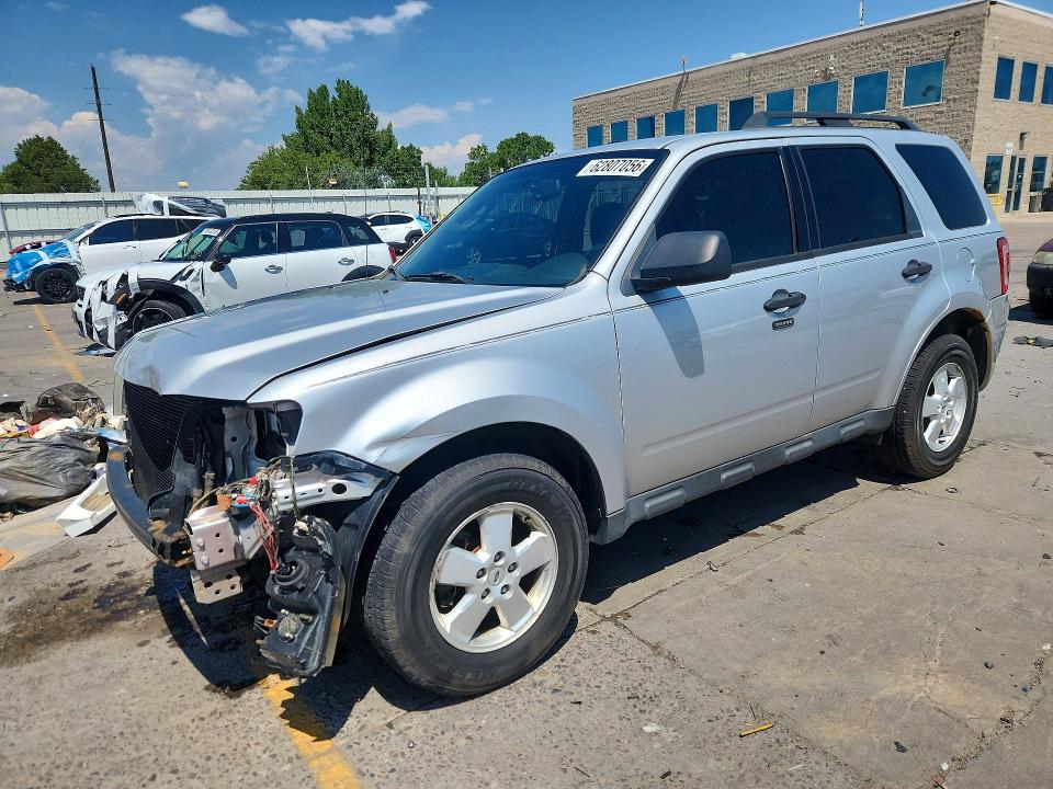 2012 Ford Escape მანქანა იყიდება აუქციონზე, vin: 1FMCU9DG2CKC74687, აუქციონის ნომერი: 62807056