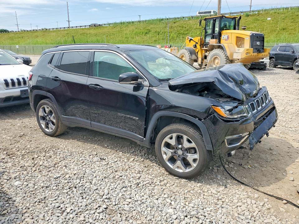 62425436 :رقم المزاد ، 3C4NJDCB0LT132092 vin ، 2020 Jeep Compass مزاد بيع