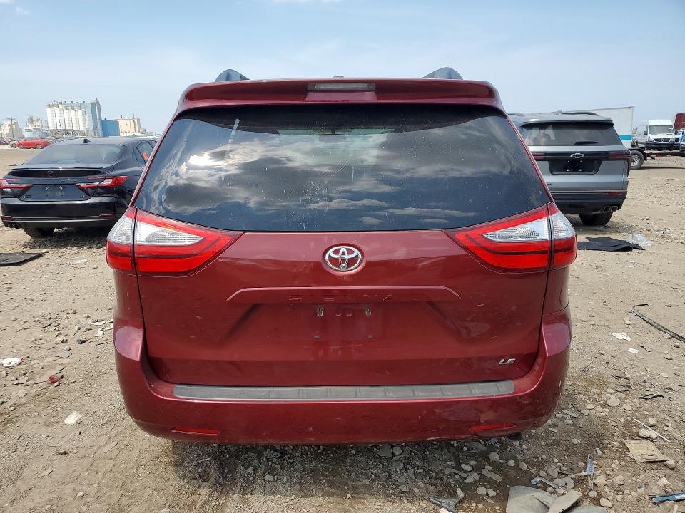 Aukcja sprzedaży 2016 Toyota Sienna, vin: 5TDKK3DCXGS727324, numer aukcji: 61033946