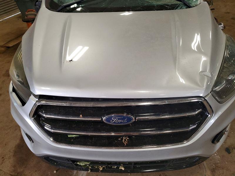 2017 Ford Escape მანქანა იყიდება აუქციონზე, vin: 1FMCU0GD3HUA12458, აუქციონის ნომერი: 61362206