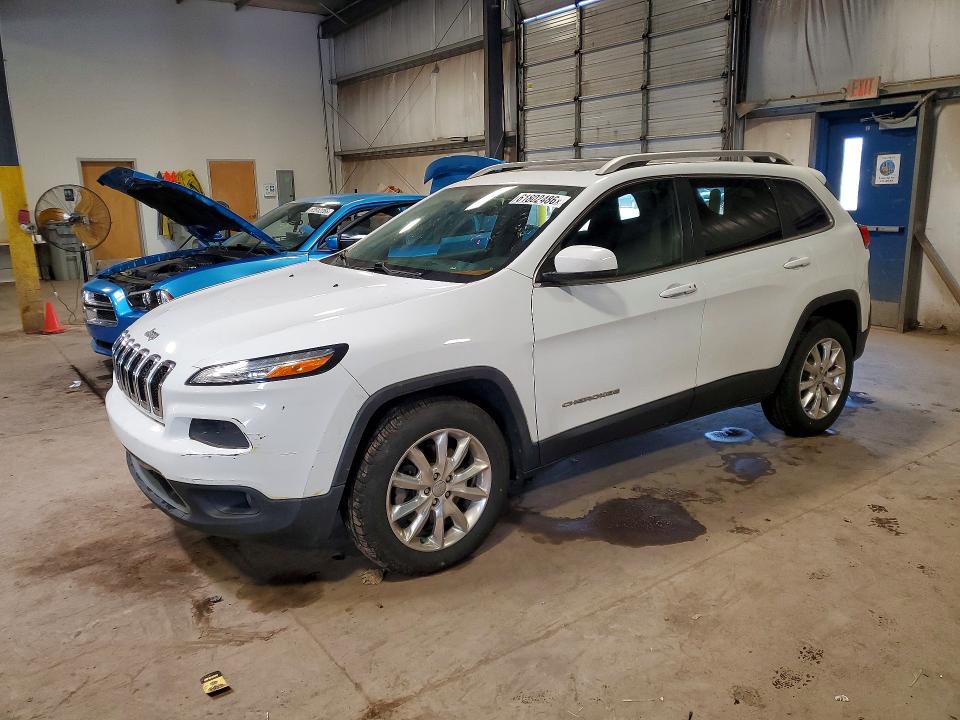61802486 :رقم المزاد ، 1C4PJMDS7FW551675 vin ، 2015 Jeep Cherokee مزاد بيع