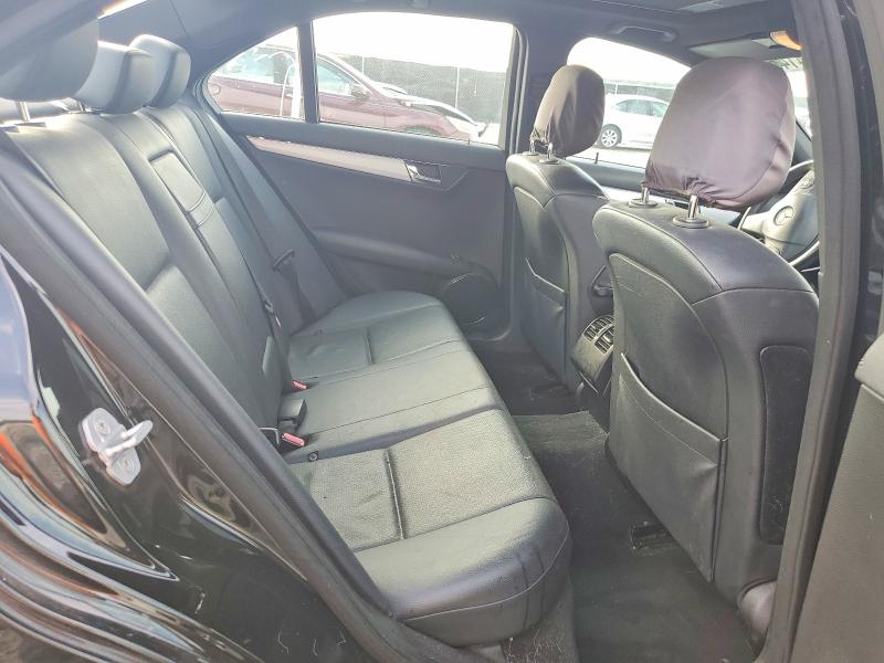 79134145 :رقم المزاد ، WDDGF54X38F075047 vin ، 2008 Mercedes-benz C مزاد بيع