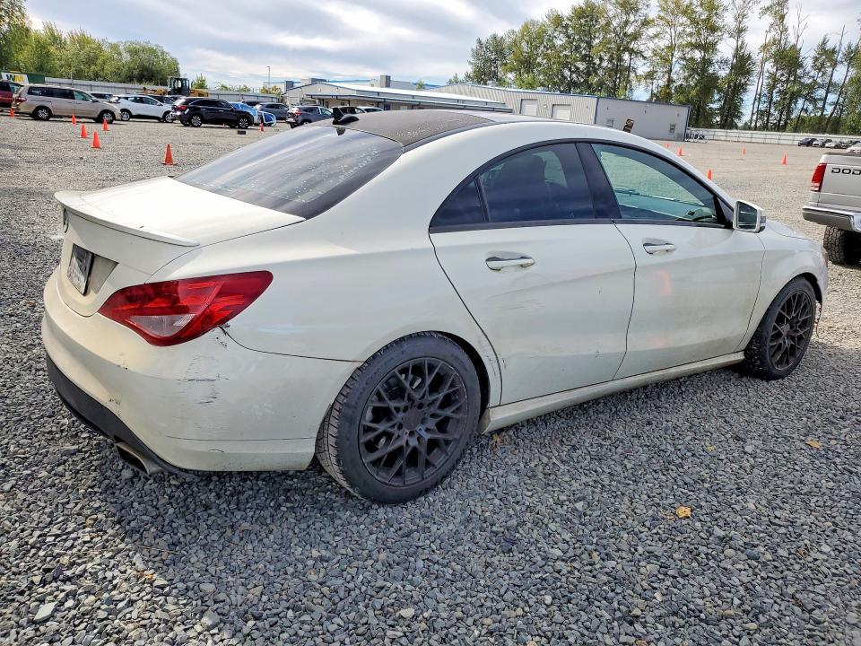 Продажа на аукционе авто 2015 Mercedes-benz Cla, vin: WDDSJ4EB2FN225674, номер лота: 63254056
