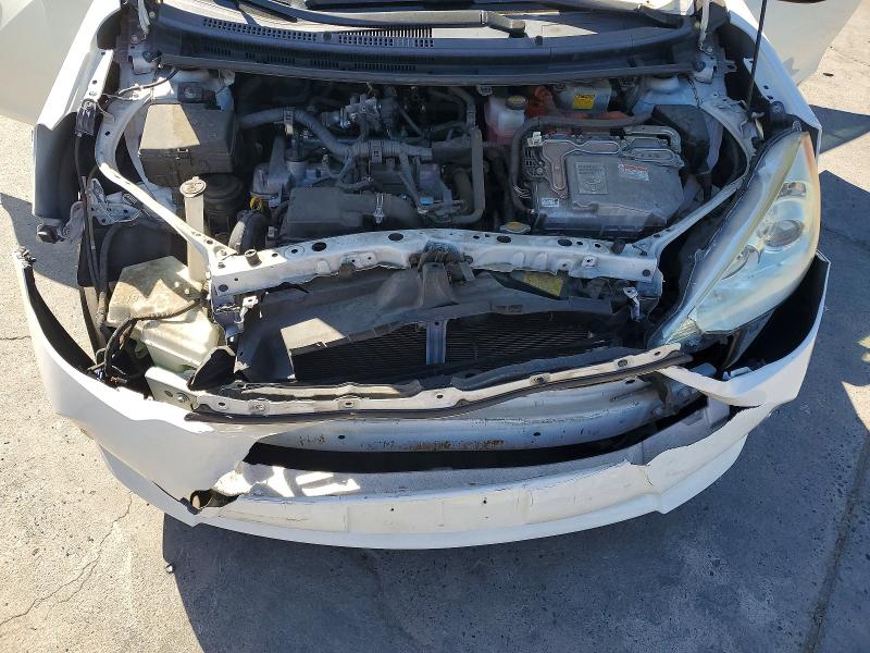61238416 :رقم المزاد ، JTDKDTB38D1052160 vin ، 2013 Toyota Prius C مزاد بيع
