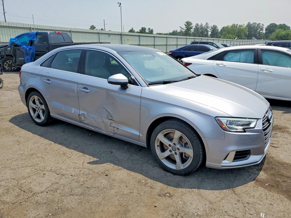 2019 Audi A3 მანქანა იყიდება აუქციონზე, vin: WAUBEGFF5K1017420, აუქციონის ნომერი: 61412946
