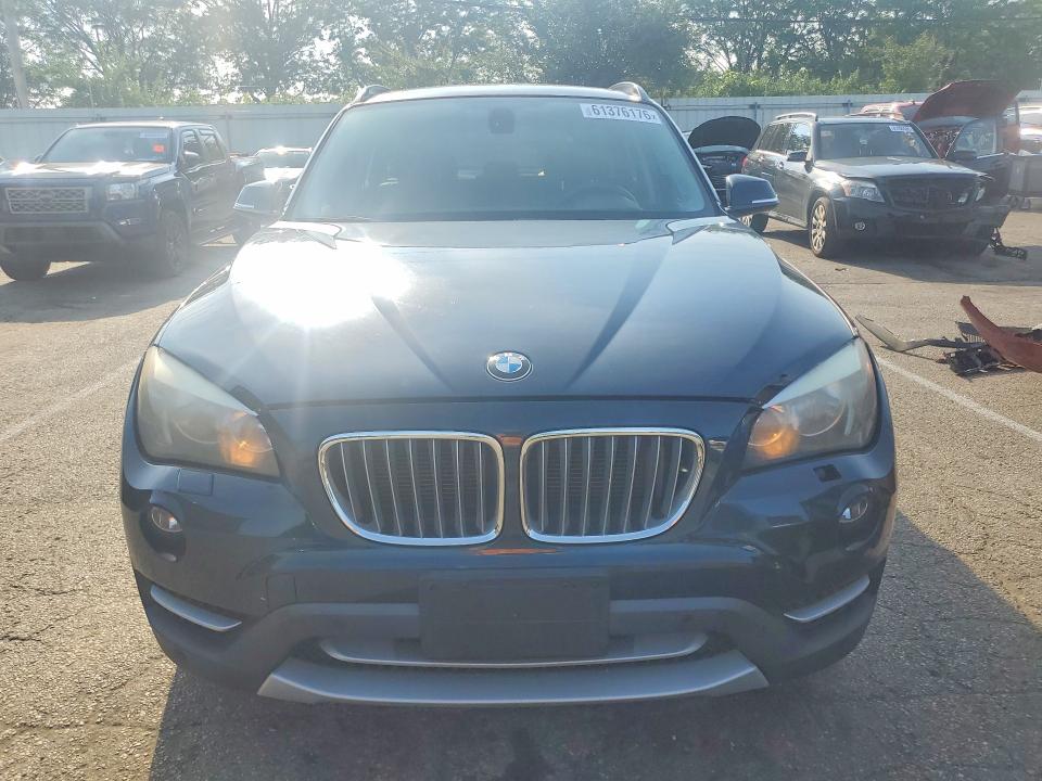 Продажа на аукционе авто 2013 Bmw X1, vin: WBAVL1C50DVR83665, номер лота: 61376176