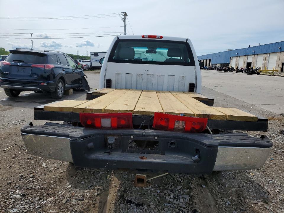 Продажа на аукционе авто 2010 Chevrolet Silverado, vin: 1GCPCPEA2AZ213058, номер лота: 62440306