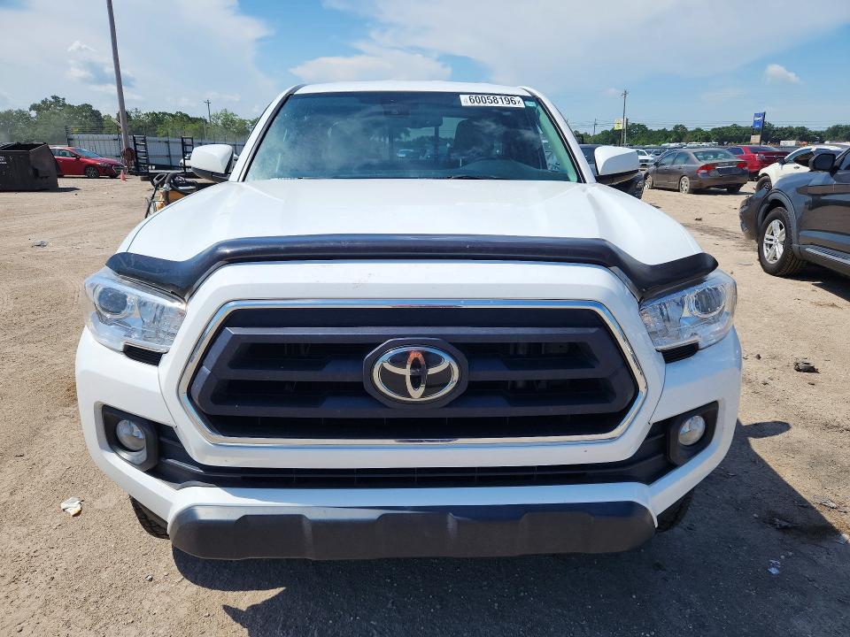 60058196 :رقم المزاد ، 3TYSZ5AN8MT038038 vin ، 2021 Toyota Tacoma مزاد بيع