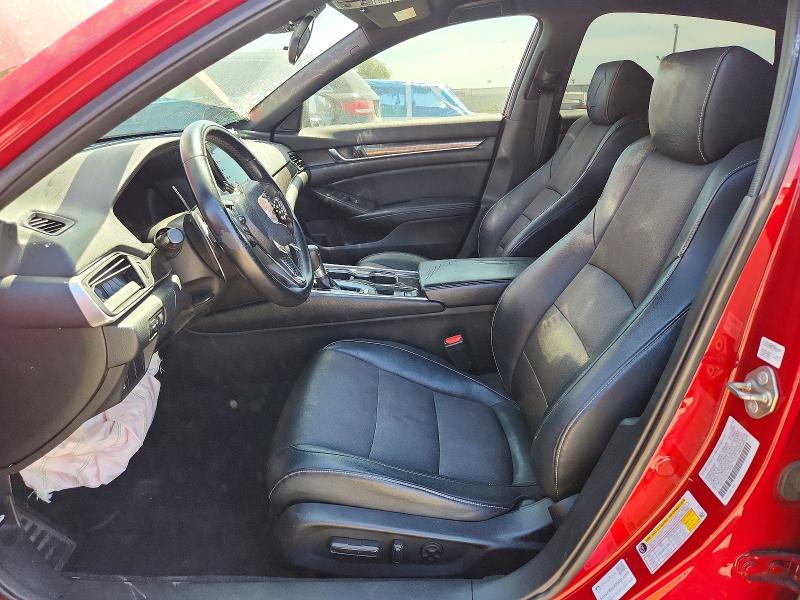 61818346 :رقم المزاد ، 1HGCV1F39JA118728 vin ، 2018 Honda Accord مزاد بيع