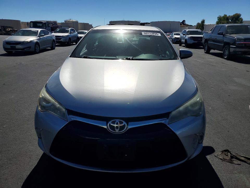 2016 Toyota Camry მანქანა იყიდება აუქციონზე, vin: 4T1BF1FK2GU121908, აუქციონის ნომერი: 60220896