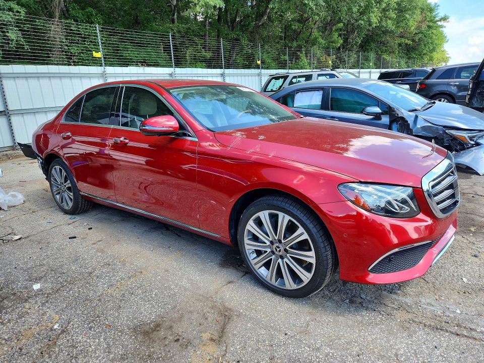 2020 Mercedes-benz E მანქანა იყიდება აუქციონზე, vin: WDDZF8DB9LA704704, აუქციონის ნომერი: 59776246