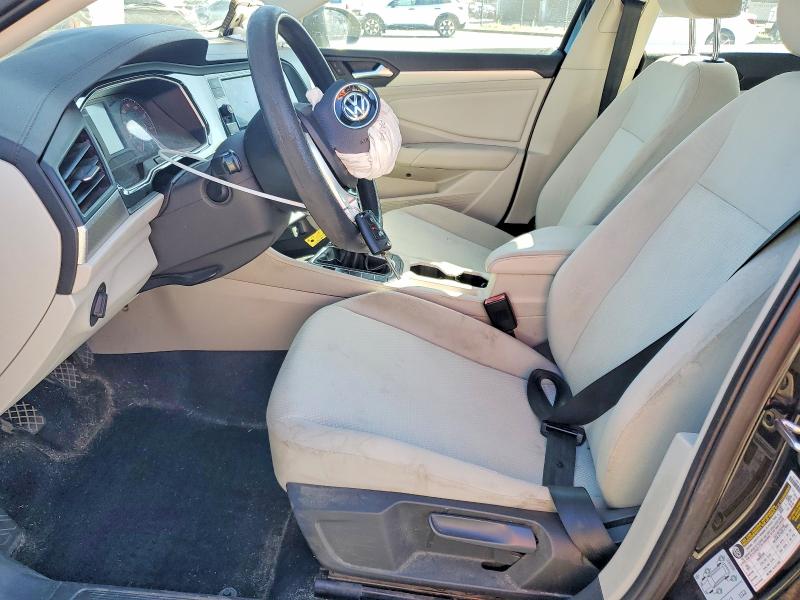 60330266 :رقم المزاد ، 3VWN57BU5KM244756 vin ، 2019 Volkswagen Jetta مزاد بيع