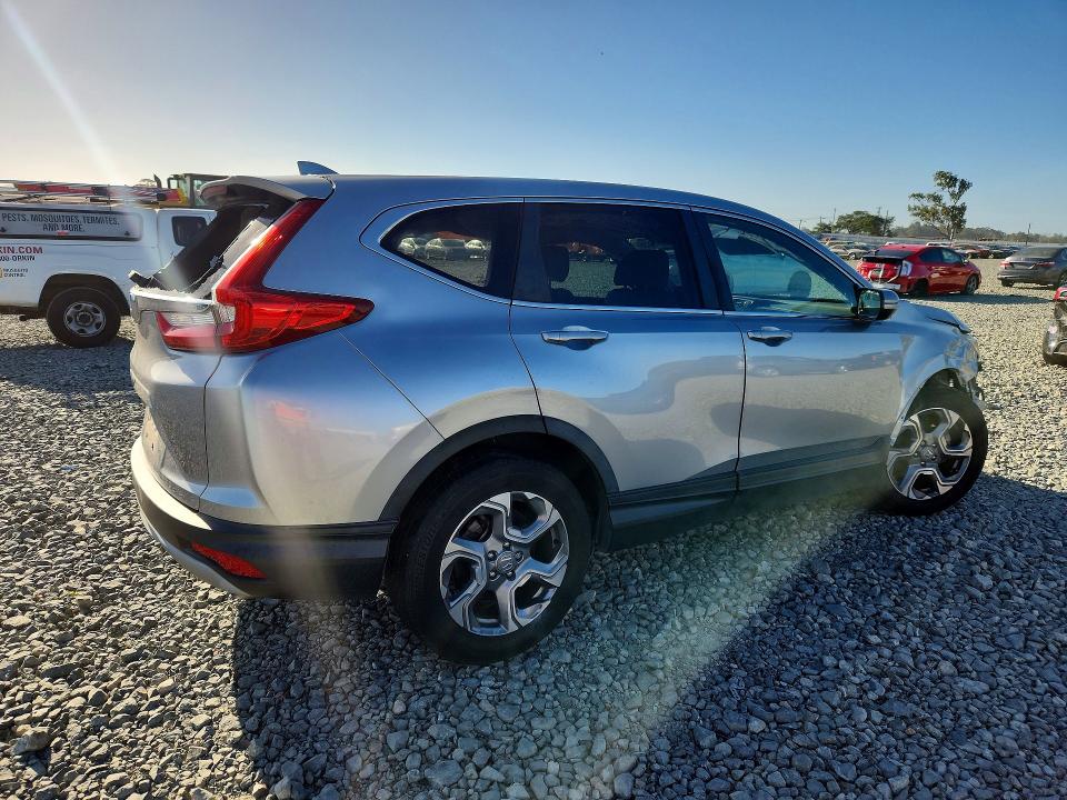 Aukcja sprzedaży 2018 Honda Cr-v, vin: 7FARW1H82JE001762, numer aukcji: 61247436