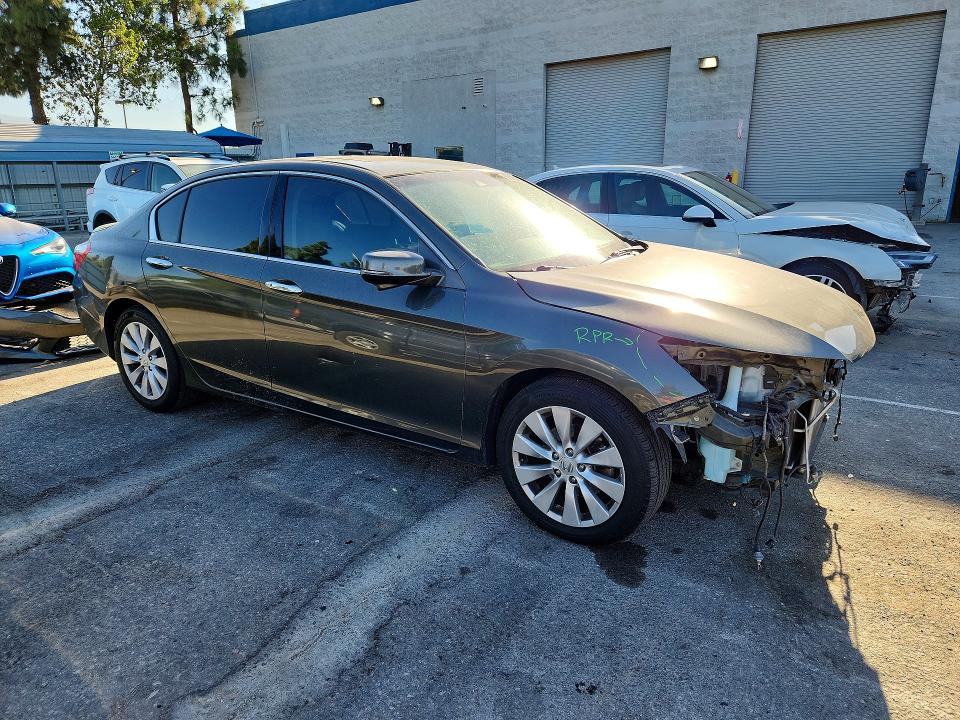 2014 Honda Accord მანქანა იყიდება აუქციონზე, vin: 1HGCR3F84EA003956, აუქციონის ნომერი: 60495926