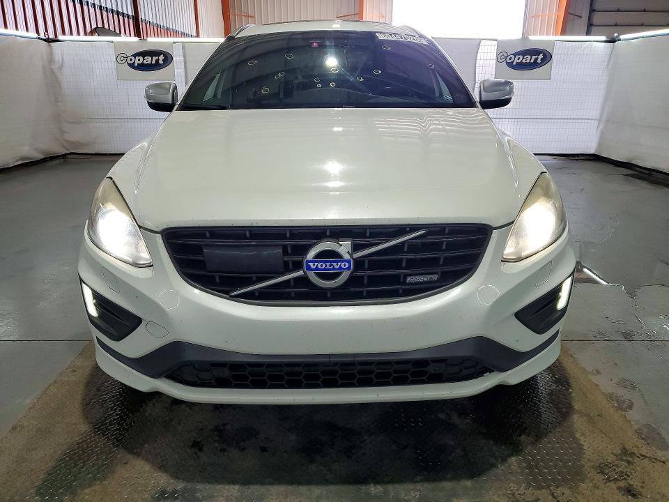 2015 Volvo Xc60 მანქანა იყიდება აუქციონზე, vin: YV4902RS1F2629087, აუქციონის ნომერი: 60447926