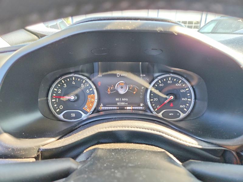 60946786 :رقم المزاد ، ZACNJDBB2MPM96859 vin ، 2021 Jeep Renegade مزاد بيع