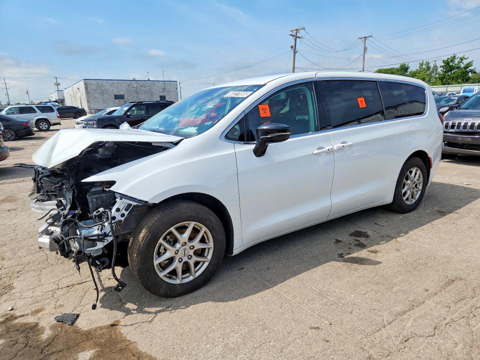 Продажа на аукционе авто 2024 Chrysler Pacifica, vin: 2C4RC1BG1RR182454, номер лота: 60227006