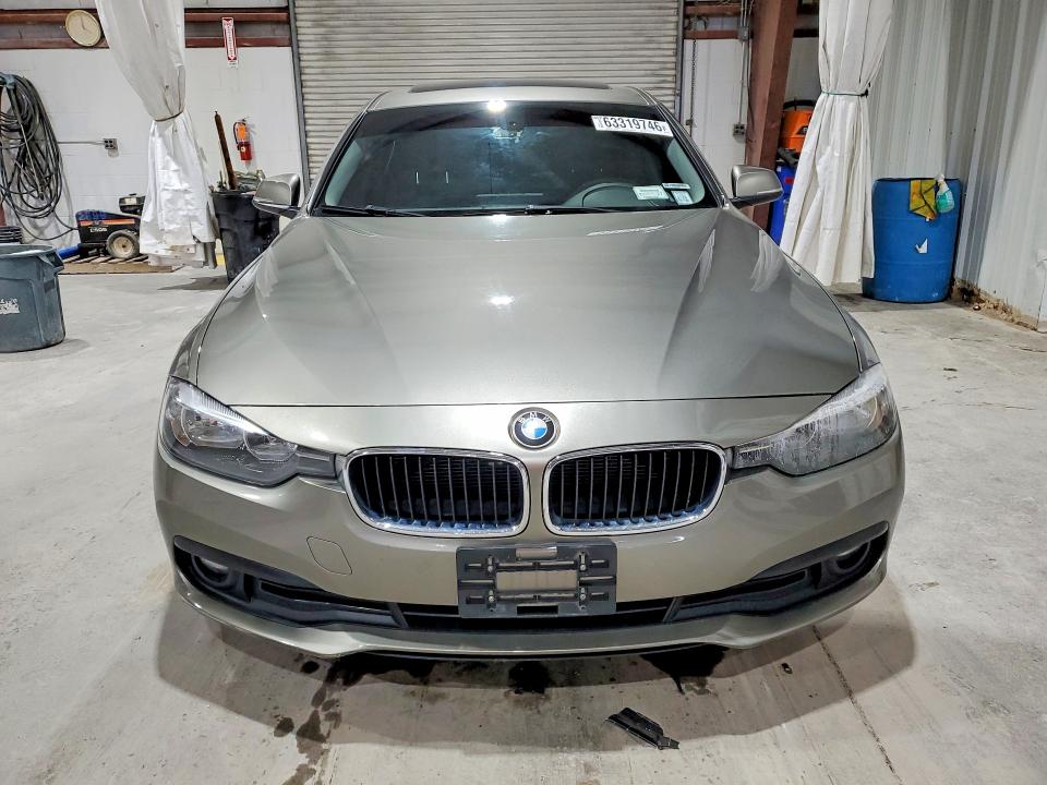 2017 Bmw 320 მანქანა იყიდება აუქციონზე, vin: WBA8E5G35HNU43404, აუქციონის ნომერი: 63319746