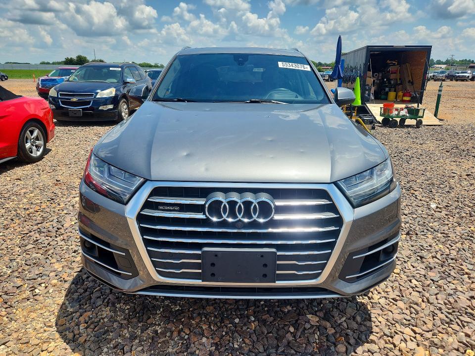 Продажа на аукционе авто 2017 Audi Q7, vin: WA1VAAF72HD035974, номер лота: 59343076