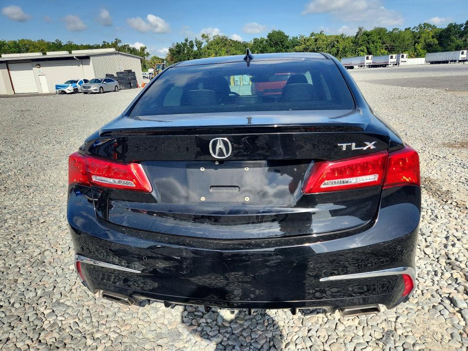2018 Acura Tlx მანქანა იყიდება აუქციონზე, vin: 19UUB2F76JA002313, აუქციონის ნომერი: 60843806