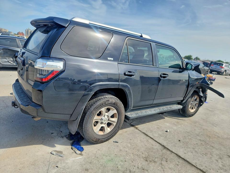60175906 :رقم المزاد ، JTEZU5JR1H5149971 vin ، 2017 Toyota 4runner مزاد بيع