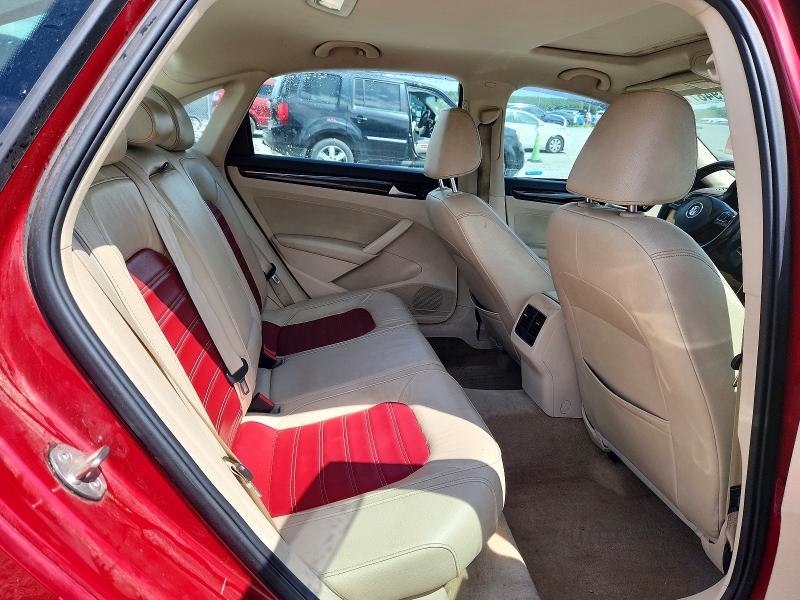 Продажа на аукционе авто 2015 Volkswagen Passat, vin: 1VWCV7A36FC121250, номер лота: 61948776