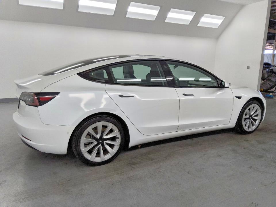 60268086 :رقم المزاد ، 5YJ3E1EA6NF191406 vin ، 2022 Tesla Model 3 مزاد بيع