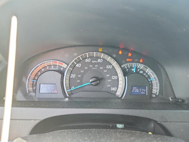2014 Toyota Camry მანქანა იყიდება აუქციონზე, vin: 4T1BF1FK0EU826669, აუქციონის ნომერი: 61900826