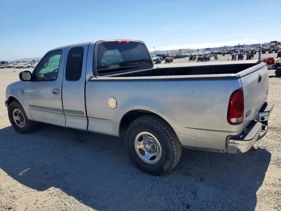 60199516 :رقم المزاد ، 1FTRX17W82NA93021 vin ، 2002 Ford F150 مزاد بيع