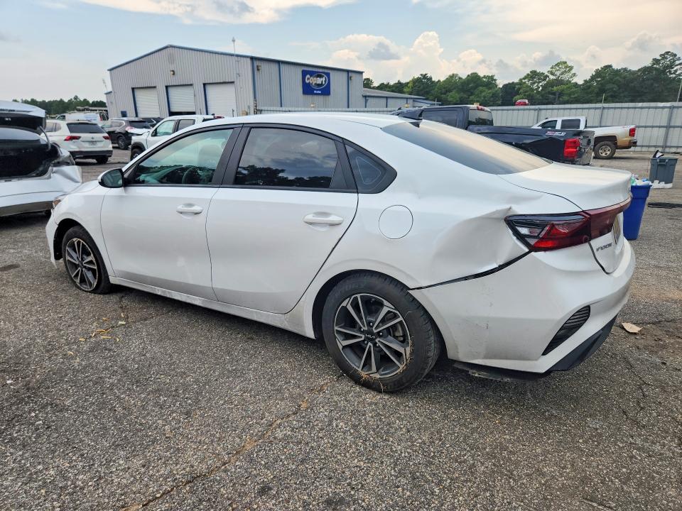 2022 Kia Forte მანქანა იყიდება აუქციონზე, vin: 3KPF24AD1NE500650, აუქციონის ნომერი: 62933536