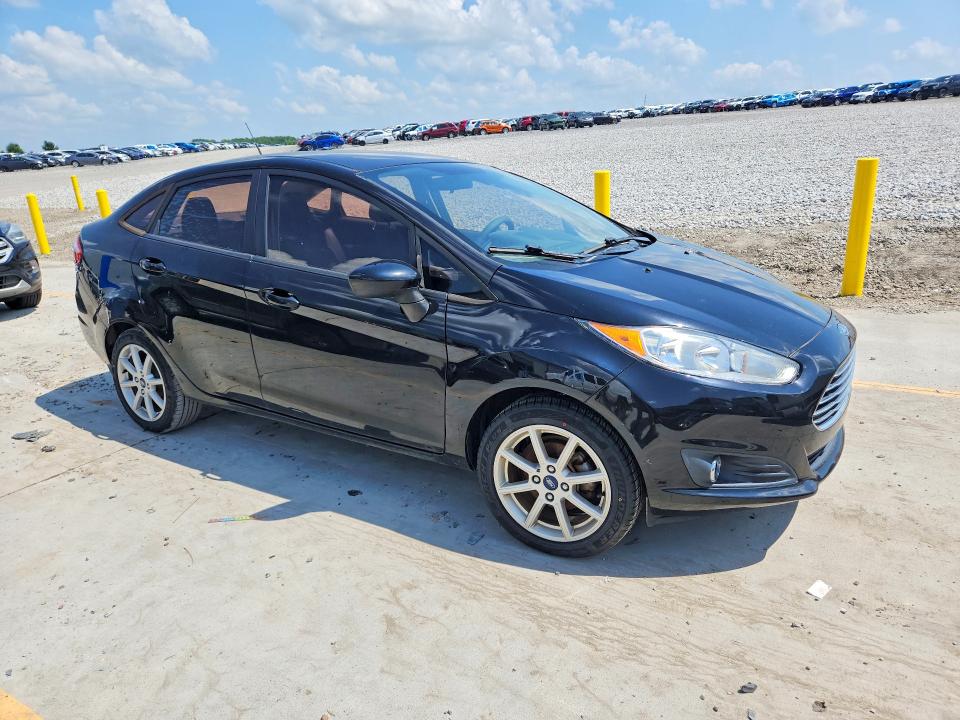 59692596 :رقم المزاد ، 3FADP4BJ3HM125356 vin ، 2017 Ford Fiesta مزاد بيع