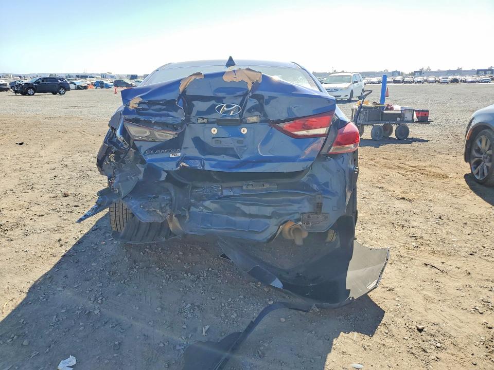 62006666 :رقم المزاد ، 5NPD74LF8HH059333 vin ، 2017 Hyundai Elantra مزاد بيع