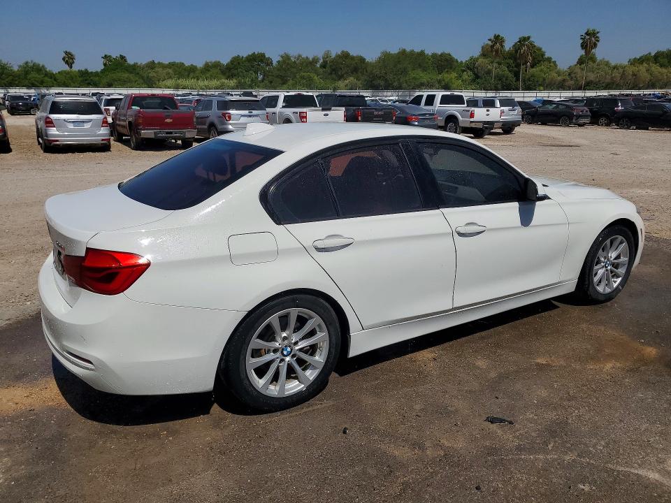 Продажа на аукционе авто 2017 Bmw 320, vin: WBA8E1G57HNU12939, номер лота: 61937856