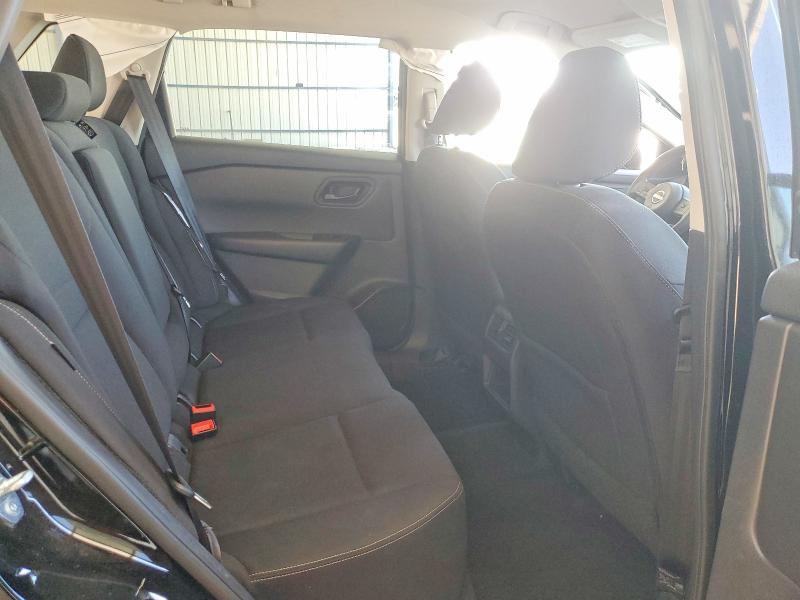 60820886 :رقم المزاد ، 5N1BT3AB6RC682133 vin ، 2024 Nissan Rogue مزاد بيع