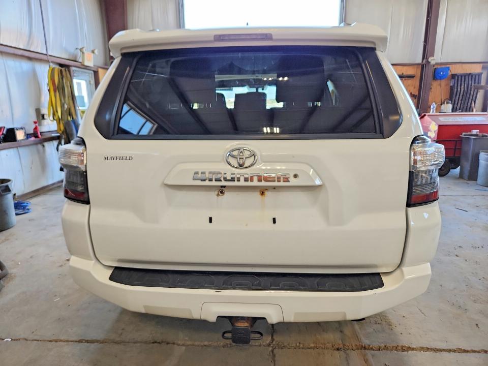 60697166 :رقم المزاد ، JTEBU5JR4G5355995 vin ، 2016 Toyota 4runner مزاد بيع