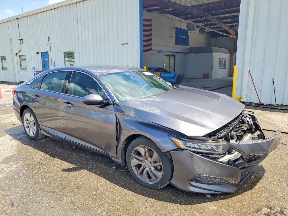 61065346 :رقم المزاد ، 1HGCV1F17KA138850 vin ، 2019 Honda Accord مزاد بيع